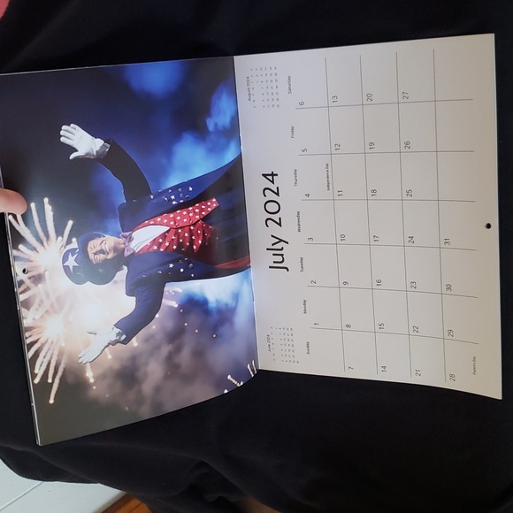NWT 2024 Trump Calendar Ultimate Gift for Trump Fans Everywhere! - Picture 8 of 13